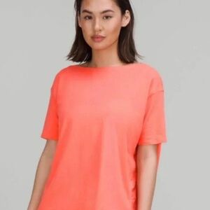 Lululemon back in action short sleeve shirt